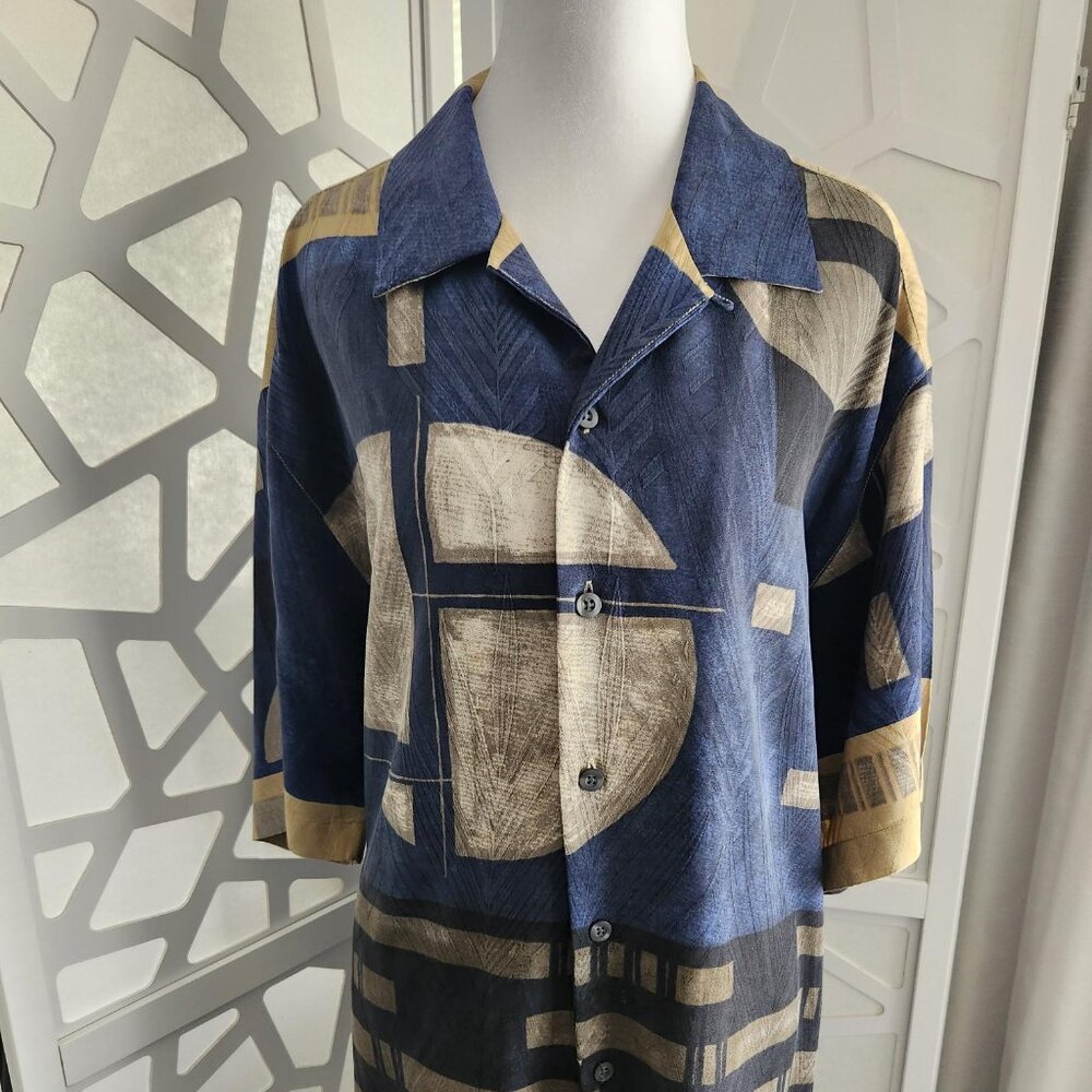 Tommy Bahama Men's Modern Geometrical Casual Button Down Shirt 100% Silk